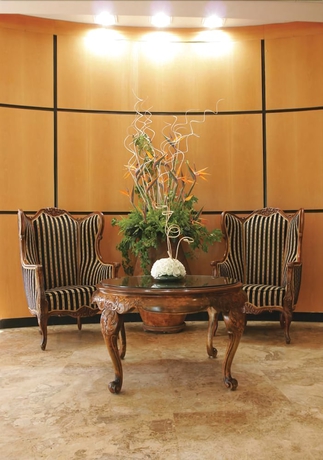 Imagen de los interiores del Boutique The Seasons On The Sea. Foto 18