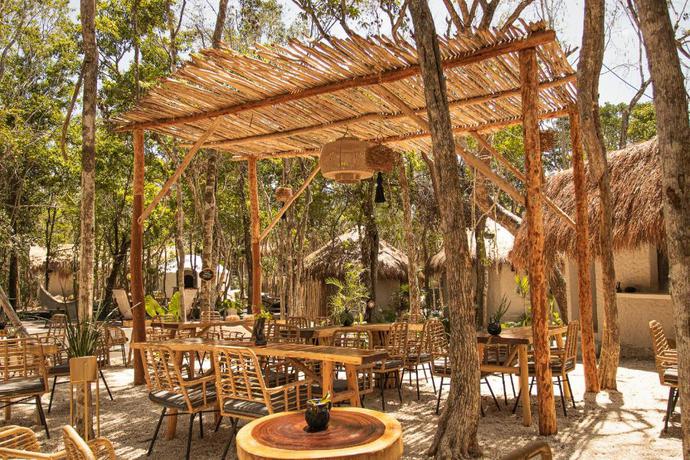 Imagen del bar/restaurante del Boutique The Yellow Nest. Foto 1
