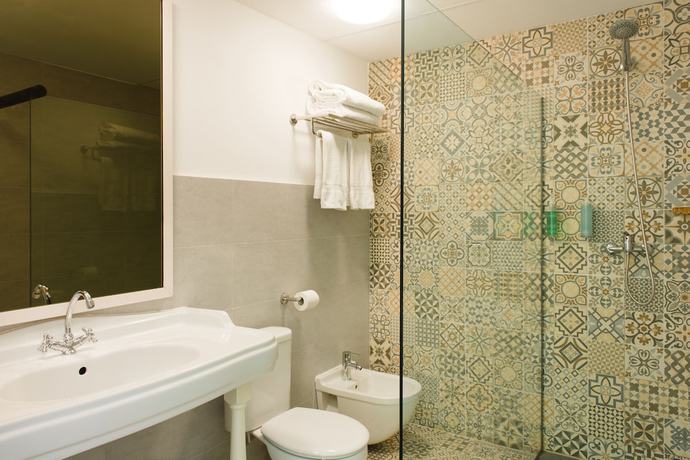 Imagen de la habitación del Boutique Torre Barcelona. Foto 17