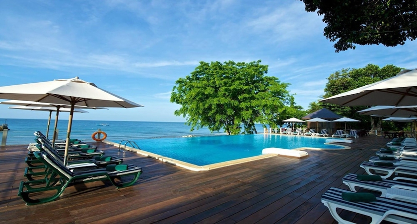Imagen de la piscina del Boutique Tunamaya Beach and Spa Resort Tioman Island. Foto 13