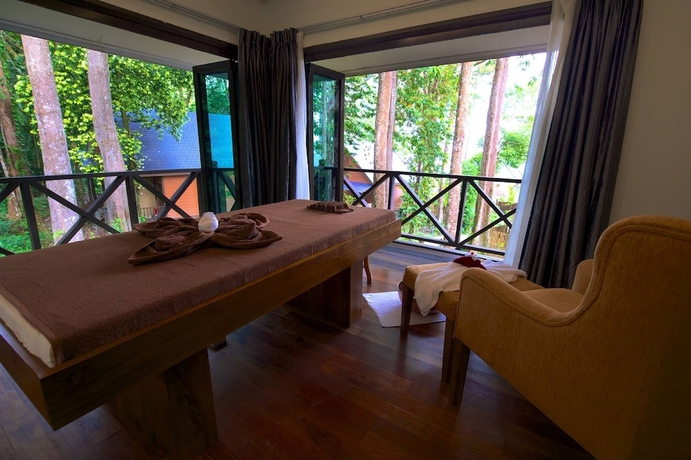 Imagen de la piscina del Boutique Tunamaya Beach and Spa Resort Tioman Island. Foto 18