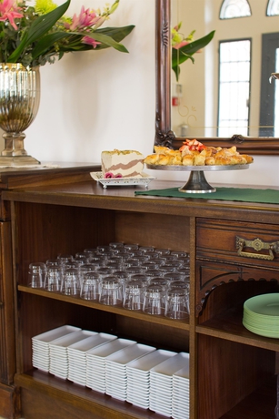 Imagen del bar/restaurante del Boutique Villa Ba'moshava - A Member Of Brown Hotels. Foto 5