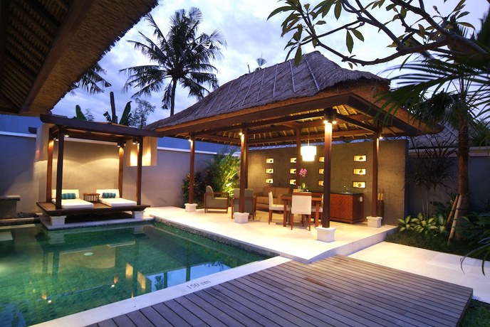 Imagen de la piscina del Boutique Villa Mahapala. Foto 18