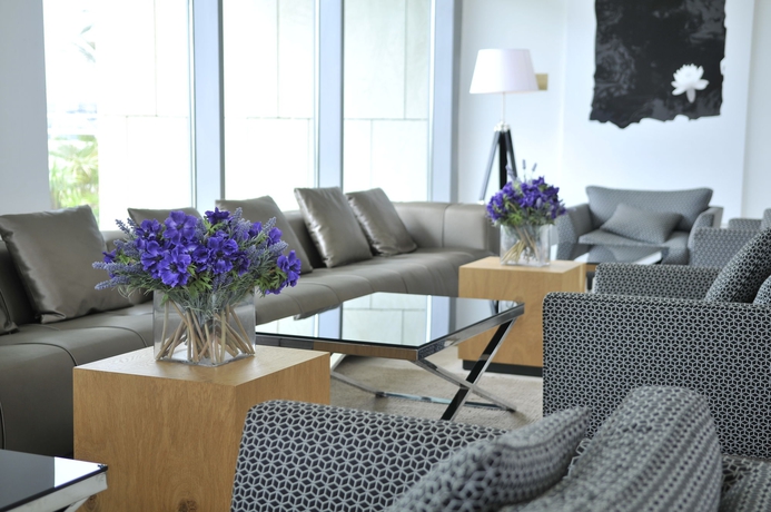 Imagen de los interiores del Boutique West All Suite Tel Aviv. Foto 8