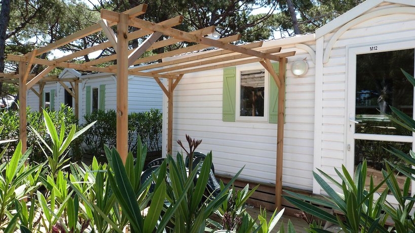 Imagen de la habitación del Camping 3 Estrellas. Foto 11