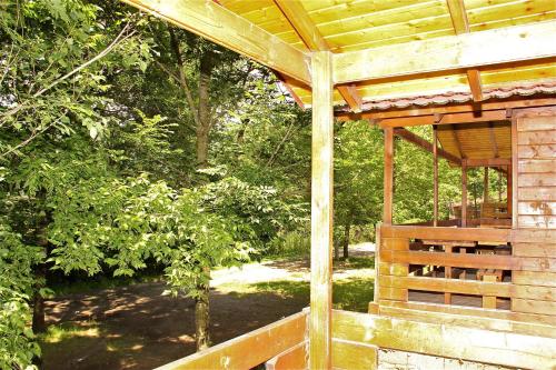 Imagen de los interiores del Camping Abadesses. Foto 9