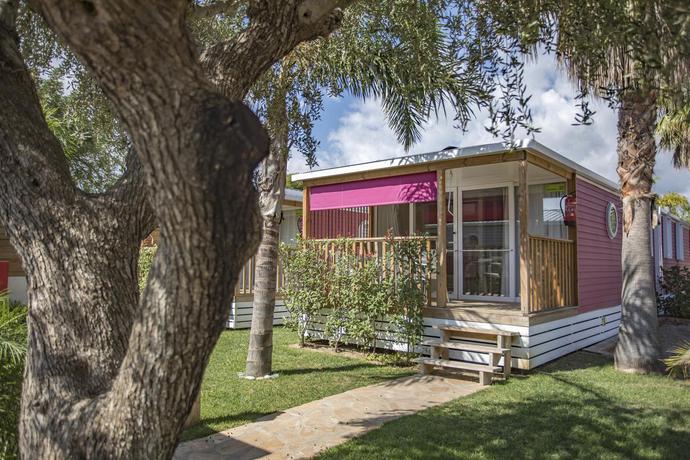 Imagen de la habitación del Camping Alannia Els Prats Resort. Foto 3