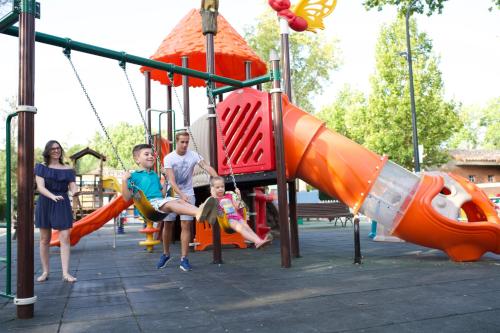 Imagen general del Camping Aranjuez & Bungalows. Foto 10