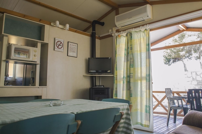 Imagen de la habitación del Camping Arena Blanca, Benidorm - Playa Levante. Foto 9