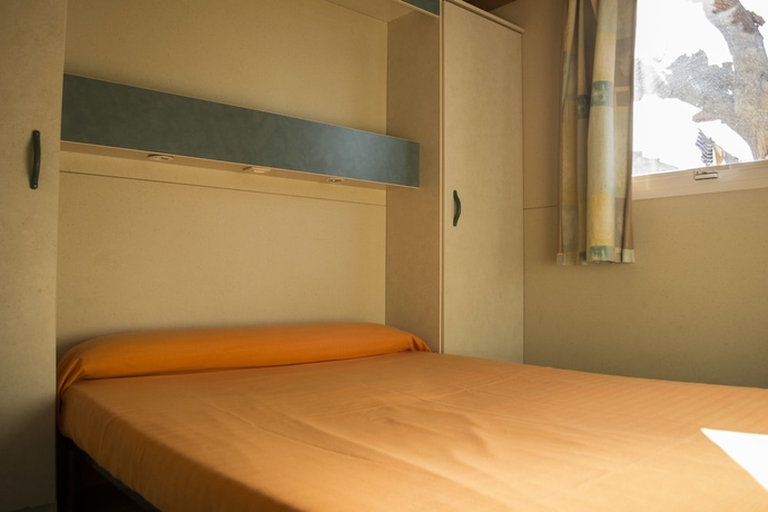 Imagen de la habitación del Camping Arena Blanca, Benidorm - Playa Levante. Foto 11