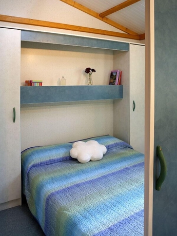 Imagen de la habitación del Camping Bassegoda Park Campsite. Foto 11