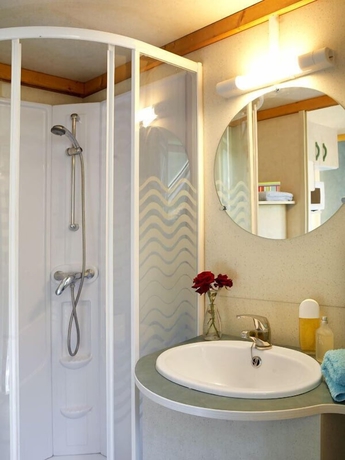 Imagen de la habitación del Camping Bassegoda Park Campsite. Foto 19