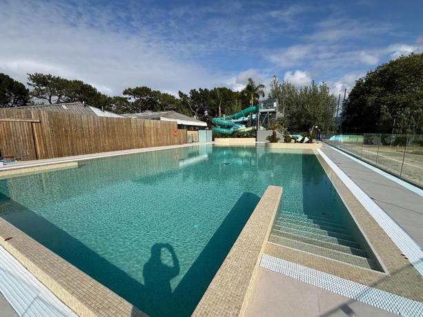 Imagen de la piscina del Camping Bayona Playa. Foto 13