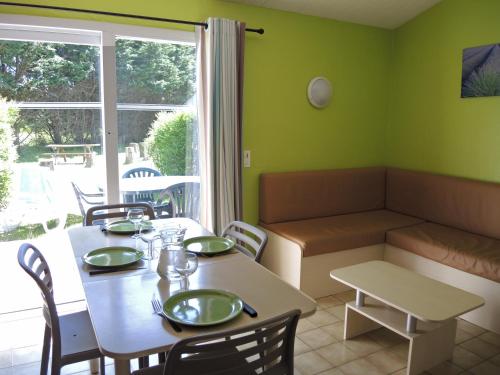 Imagen de la habitación del Camping Bel Air, LE CHATEAU D&acute;OLONNE. Foto 7