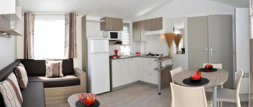 Imagen de la habitación del Camping Bel Air, LE CHATEAU D&acute;OLONNE. Foto 10