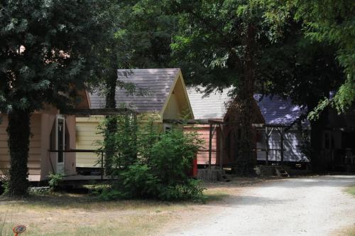Imagen de la habitación del Camping Bellerive, Montfrin. Foto 6