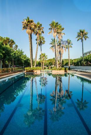 Imagen de la piscina del Camping Bellsol. Foto 8