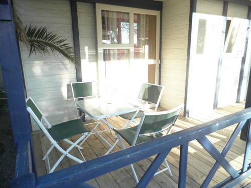 Imagen de los exteriores del Camping Bon Sol. Foto 7