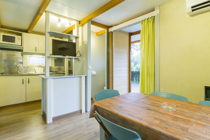Imagen de la habitación del Camping Bungalows Altomira. Foto 6