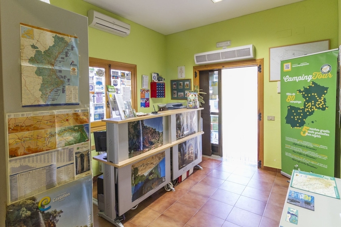 Imagen de los interiores del Camping Bungalows Altomira. Foto 11