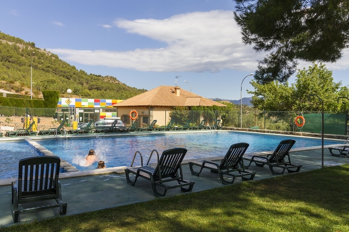 Imagen de la piscina del Camping Bungalows Altomira. Foto 19