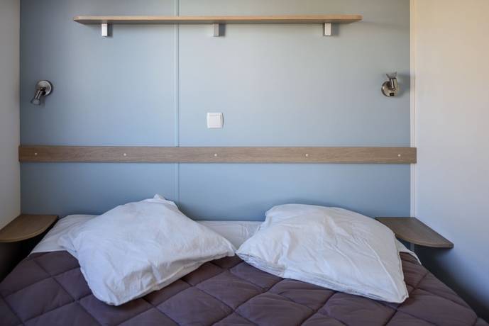 Imagen de la habitación del Camping Bungalows Caravaning. Foto 8