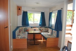 Imagen de los interiores del Camping Bungalows Sol D´Or. Foto 10