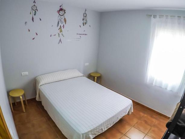 Imagen de la habitación del Camping CENTRO DE OCIO AL&Uacute;A Bungalows Camping Rafting Benamej&iacute;. Foto 2
