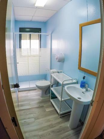 Imagen de la habitación del Camping CENTRO DE OCIO AL&Uacute;A Bungalows Camping Rafting Benamej&iacute;. Foto 3