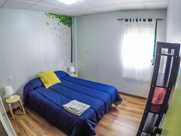 Imagen de la habitación del Camping CENTRO DE OCIO AL&Uacute;A Bungalows Camping Rafting Benamej&iacute;. Foto 4