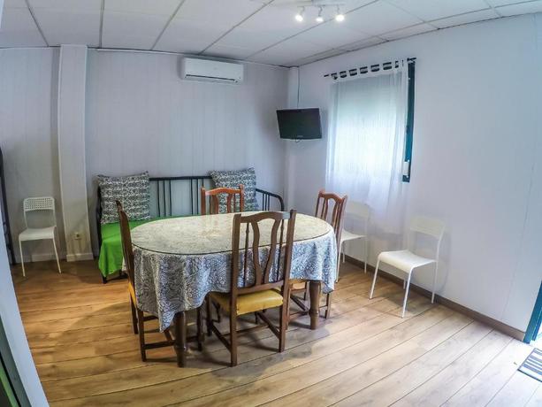 Imagen de la habitación del Camping CENTRO DE OCIO AL&Uacute;A Bungalows Camping Rafting Benamej&iacute;. Foto 14