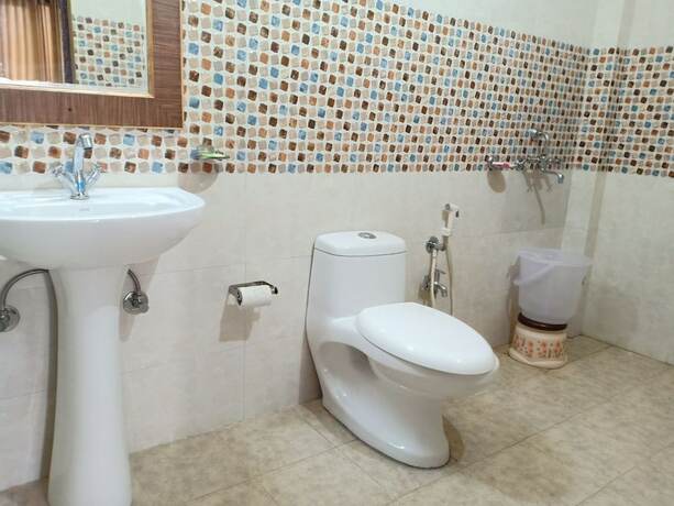 Imagen general del Camping Camp Mehi Nature Resort. Foto 5