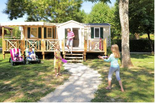Imagen de la habitación del Camping Camping RCN La Bastide en Ard&egrave;che. Foto 10