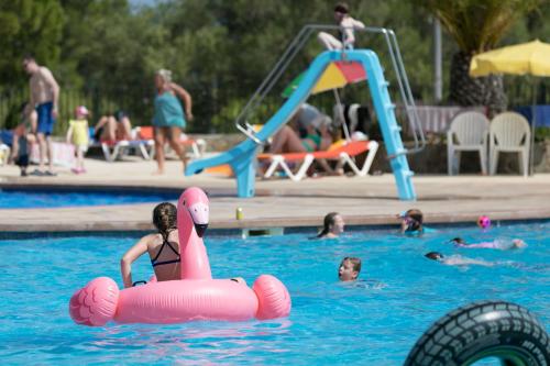 Imagen general del Camping Castell Montgri - Mobile Homes by Lifestyle Holidays. Foto 2