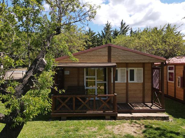 Imagen de los interiores del Camping Castillo De Loarre. Foto 8