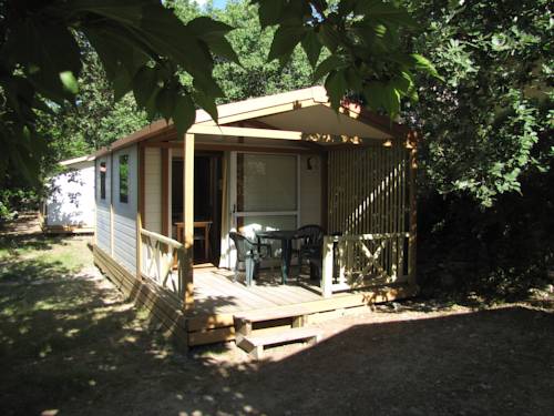 Imagen de la habitación del Camping Chalets Les Ch&ecirc;nes Verts. Foto 8
