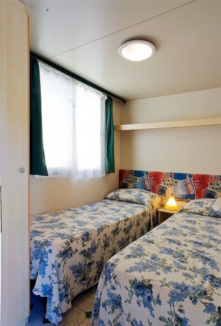 Imagen de la habitación del Camping Cisano and San Vito. Foto 2