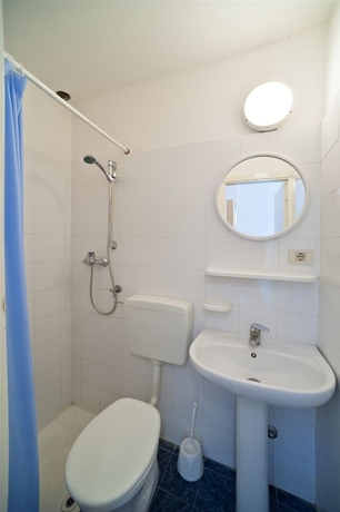 Imagen de la habitación del Camping Cisano and San Vito. Foto 4