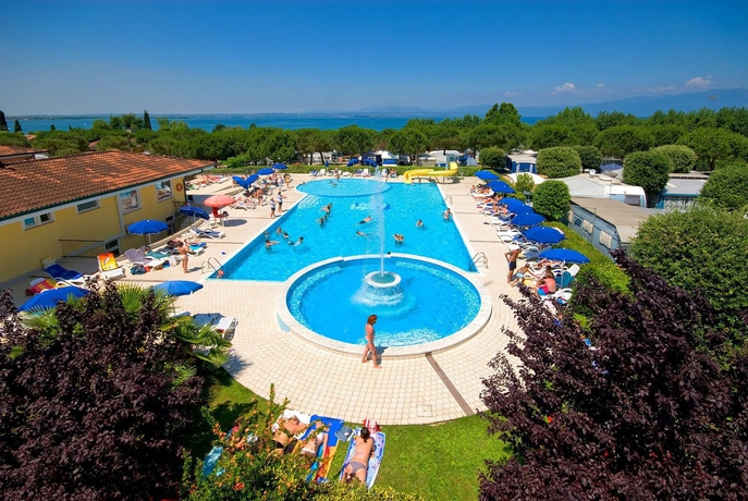 Imagen general del Camping Club del Sole Le Palme Lazise Family Collection. Foto 1