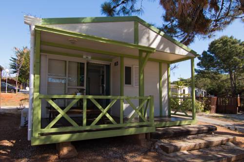 Imagen de la habitación del Camping Complejo Tur&iacute;stico Cabopino. Foto 12