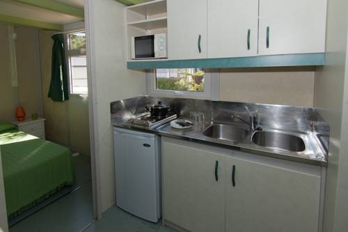 Imagen de la habitación del Camping Complejo Tur&iacute;stico Cabopino. Foto 15