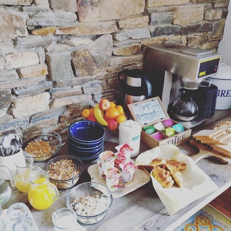Imagen del bar/restaurante del Camping Corcreggan Mill Holiday Accommodation and Glamping. Foto 9