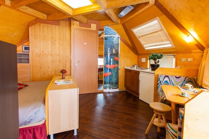 Imagen de la habitación del Camping Dalailama Village. Foto 8