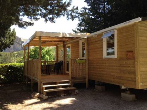 Imagen de la habitación del Camping De La Vallée Heureuse. Foto 1