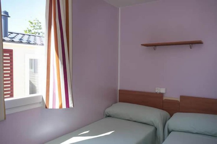 Imagen de la habitación del Camping De Zaragoza. Foto 2