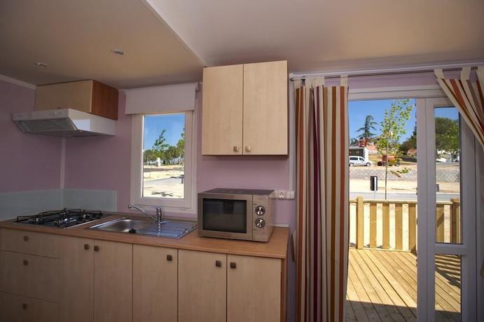Imagen de la habitación del Camping De Zaragoza. Foto 7