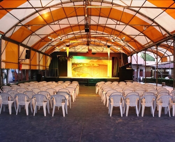 Imagen de los interiores del Camping Dream, Terracina. Foto 10