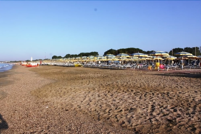 Imagen de los exteriores del Camping Dream, Terracina. Foto 7