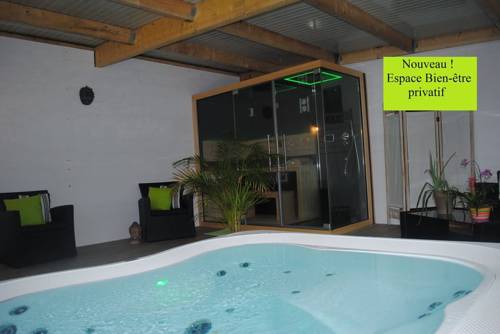 Imagen de la habitación del Camping Duguesclin. Foto 2