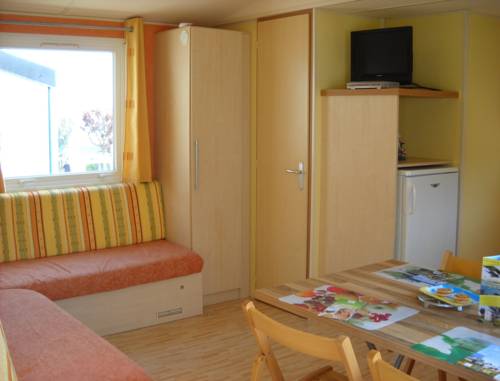 Imagen de la habitación del Camping Duguesclin. Foto 12